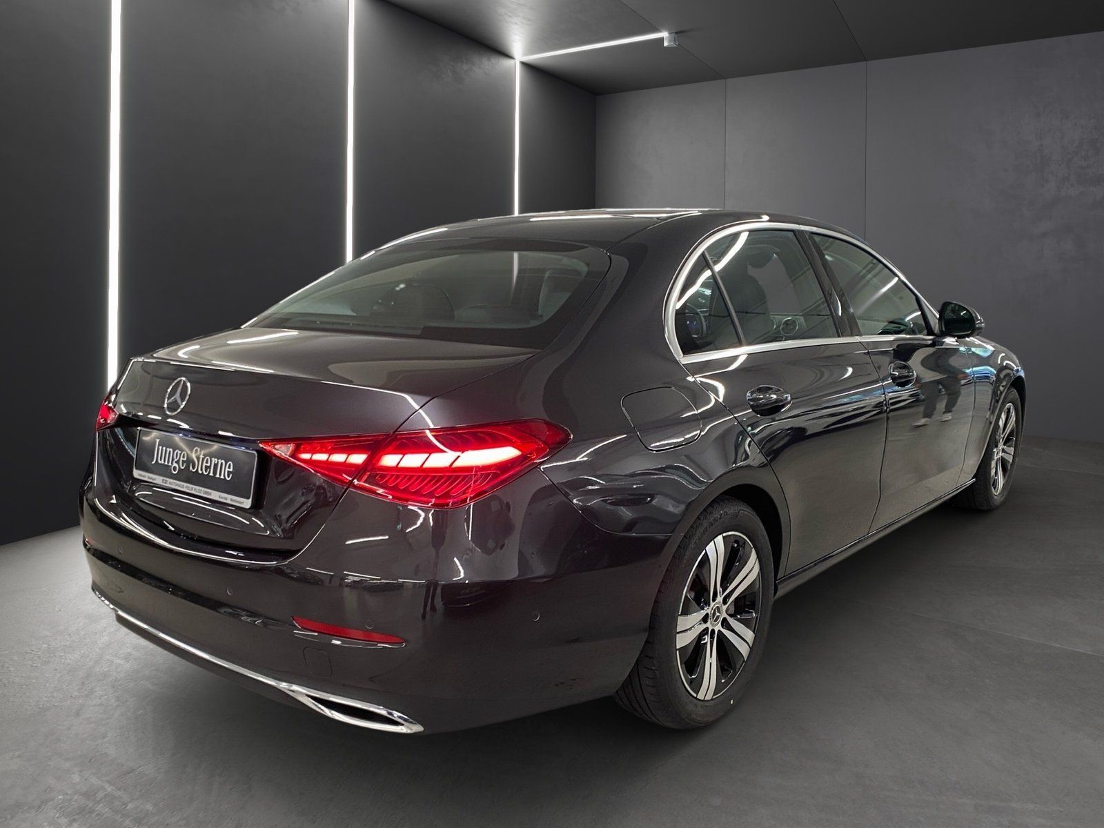 Fahrzeugabbildung Mercedes-Benz C 180 Avantgarde *360°*LED*SHZ*CarPlay*Ambiente*