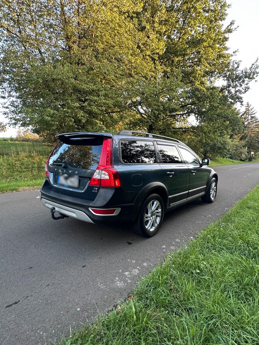 Volvo XC70 2007 — engine 185 HP (136kW)