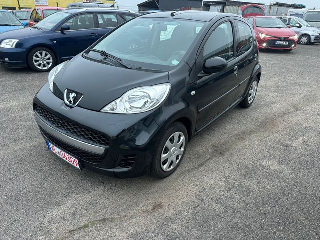 Peugeot 107 1,0L *1. Hand*Klimaanlage*elektr.Fenster*AWR