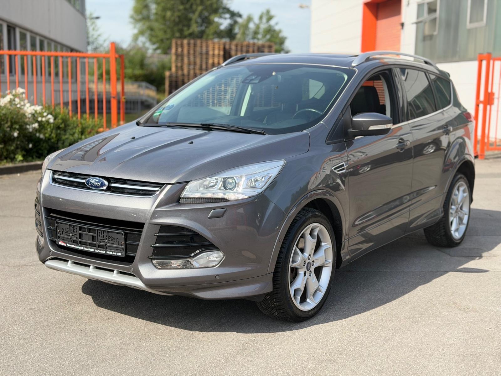 Ford Kuga Individual Navi Xenon Panorama Kamera 4x4