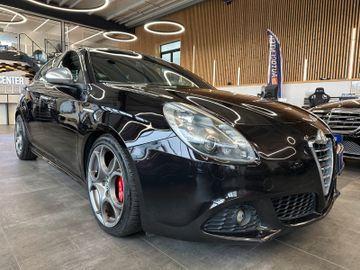 MYAUTOCENTER – Gebraucht- und Jahreswagen mit Werkstattservice in Pfaffenhofen Alfa Romeo Giulietta Quadrifoglio Verde *Klima*Radio*PDC*BT