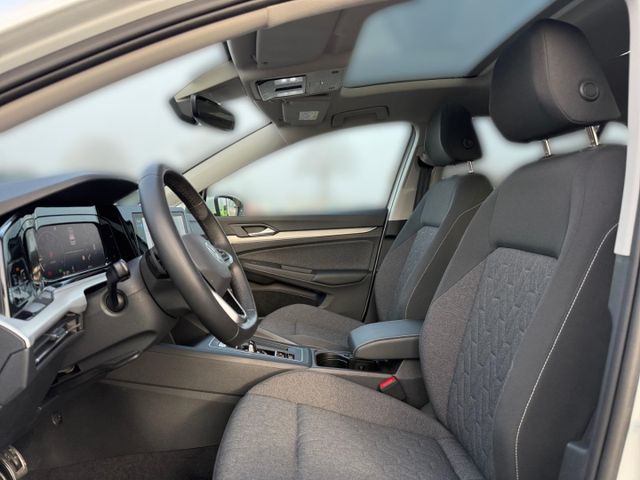 Golf 8 VIII Move 1.5 eTSI AHK-klappbar El. Panod