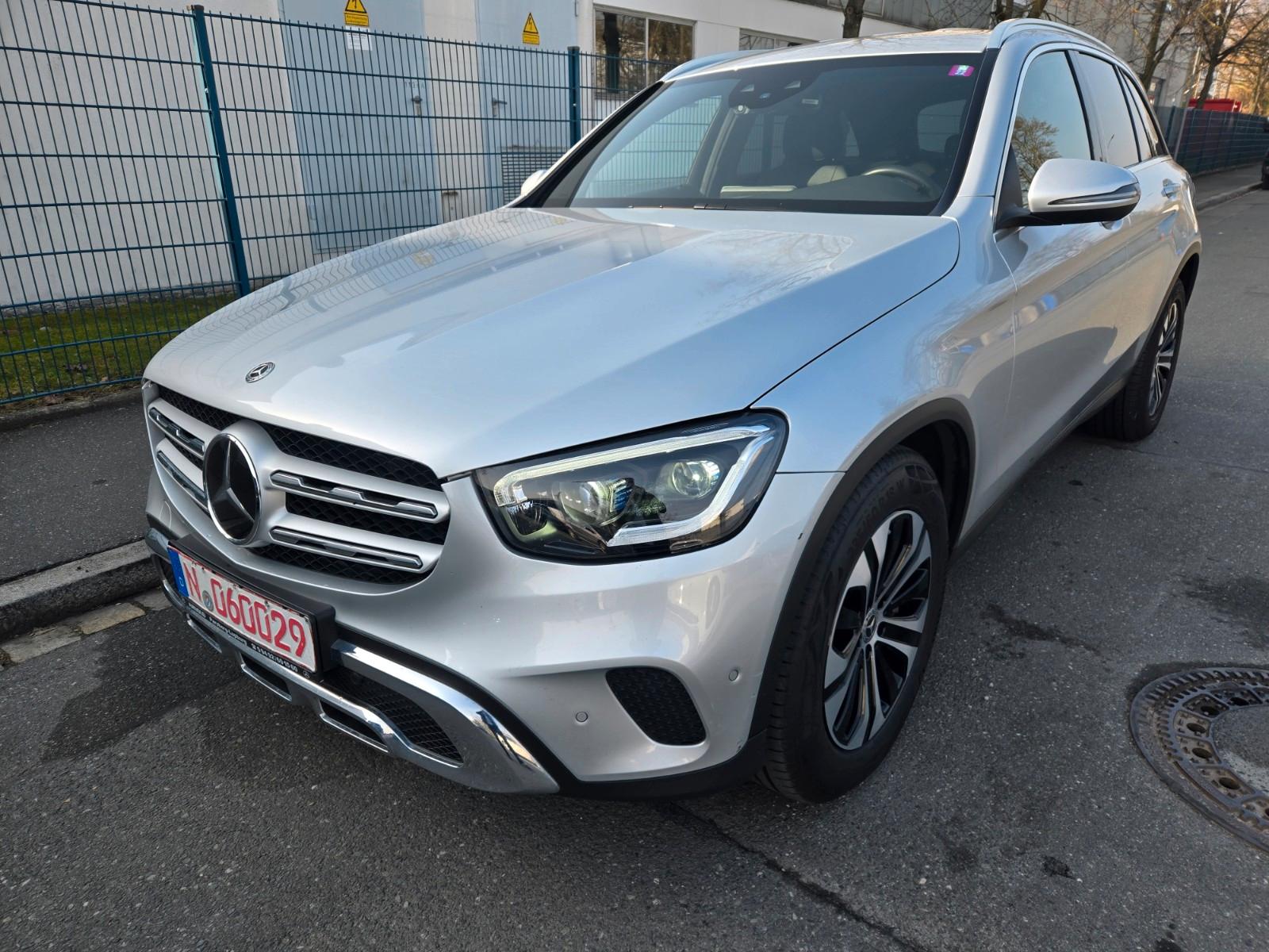 Mercedes-Benz GLC 400 d 4MATIC Autom. Kamera