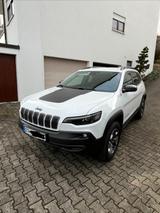 Jeep Cherokee 2.0l T-GDI Trailhawk - Jeep Cherokee Trailhawk mit Benzin-Antrieb