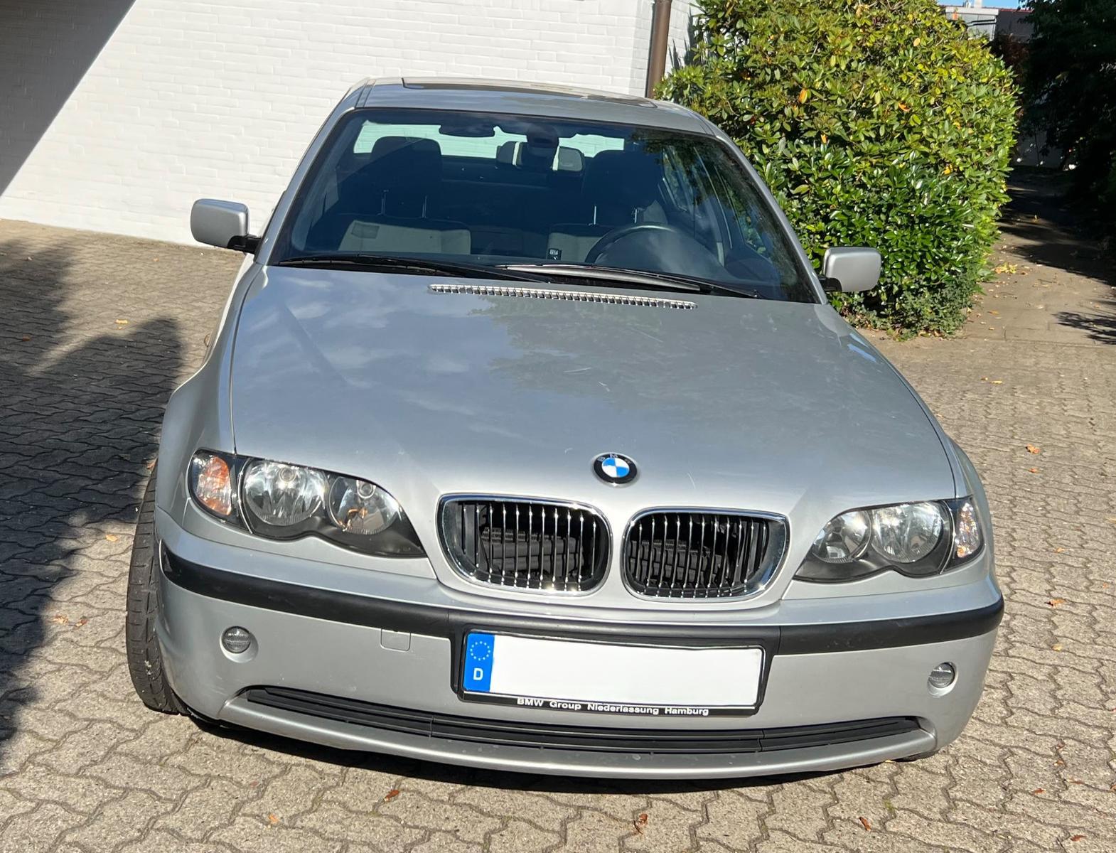 BMW 320