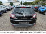 Renault Megane III Grandtour BOSE Edition - Renault Megane aus 2011: Bose
