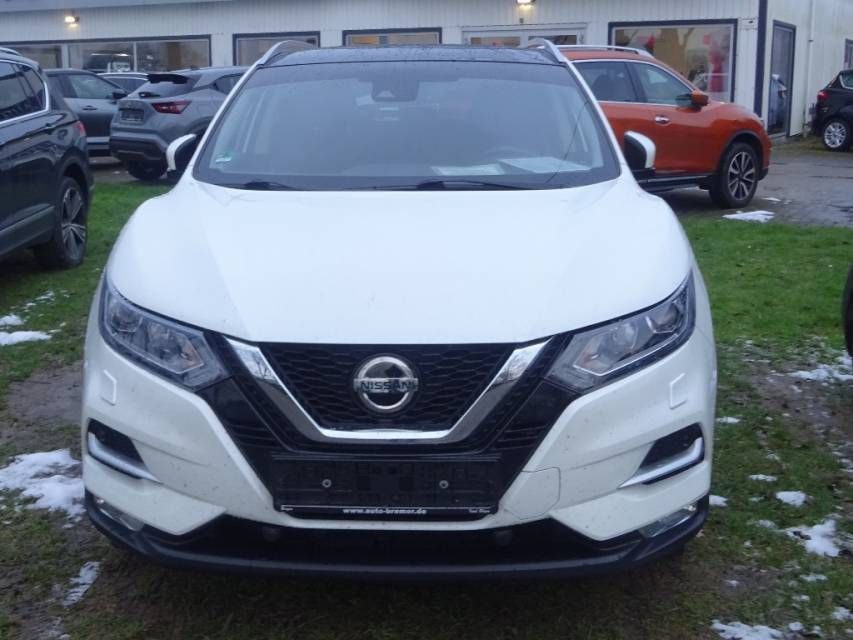 Fahrzeugabbildung Nissan Qashqai 1,3 DIG-T  N-Connecta