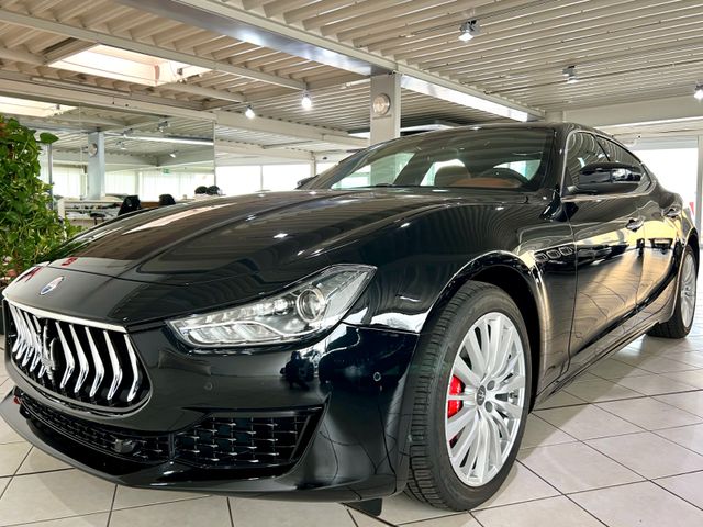 Maserati Ghibli 3.0 V6*Leder*Kam*Navi*Bi-Xenon*