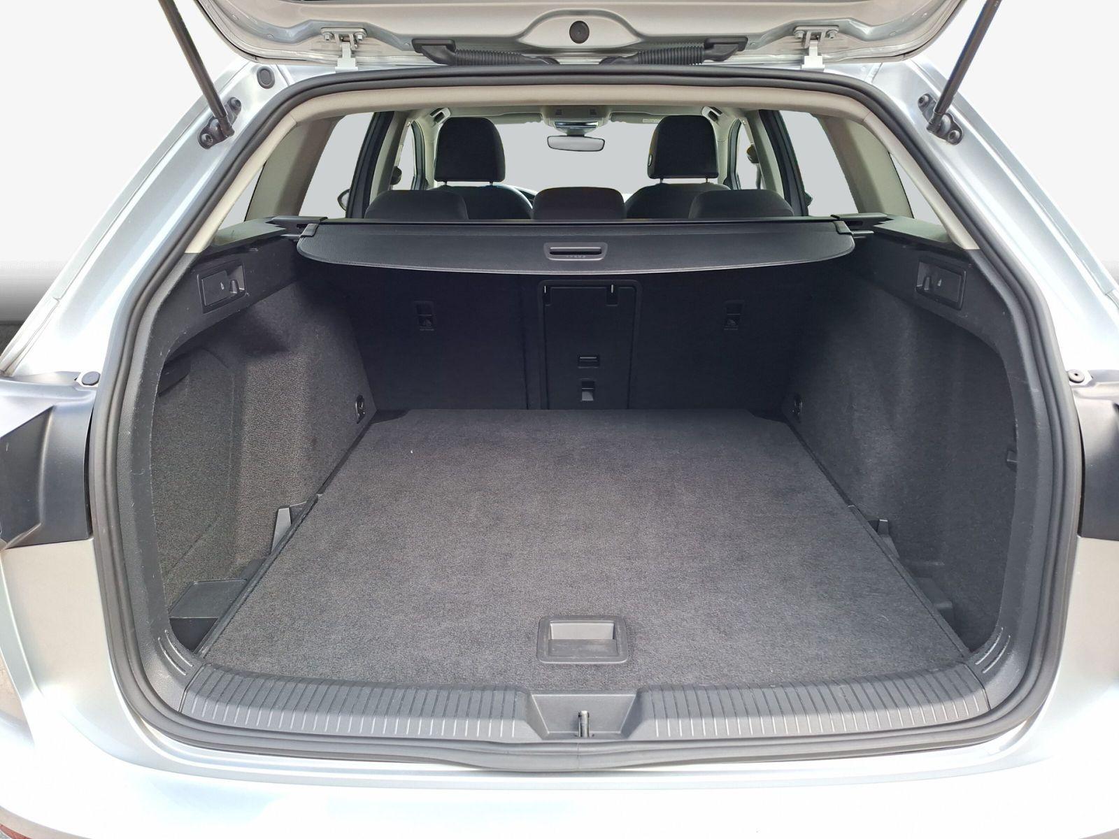 Volkswagen Golf VIII Variant 2.0 TDI DSG Life AHK ACC KLIMA, миниатюра 8