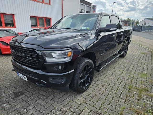 Dodge 1500 Crew Cab 5,7L-V8-BigH.Night-4x4-Unfallfrei