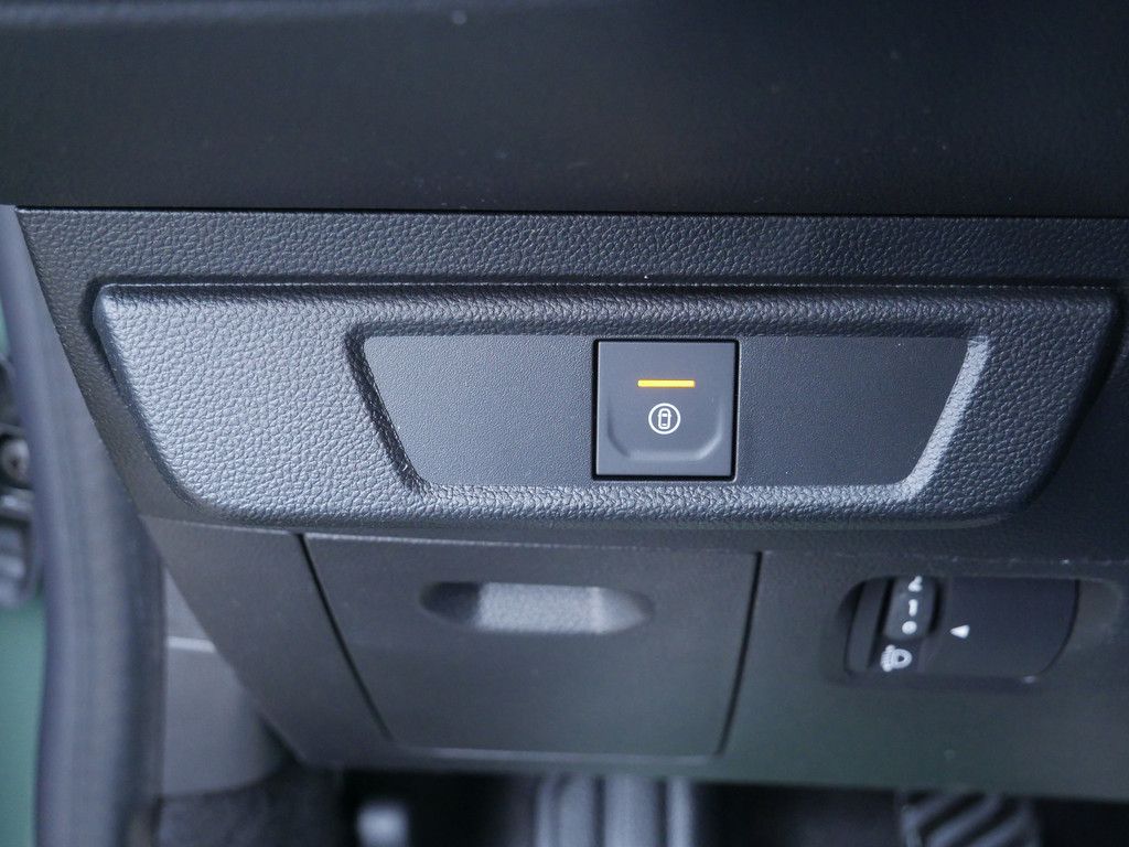 Fahrzeugabbildung Dacia Sandero Stepway Expression TCe 90