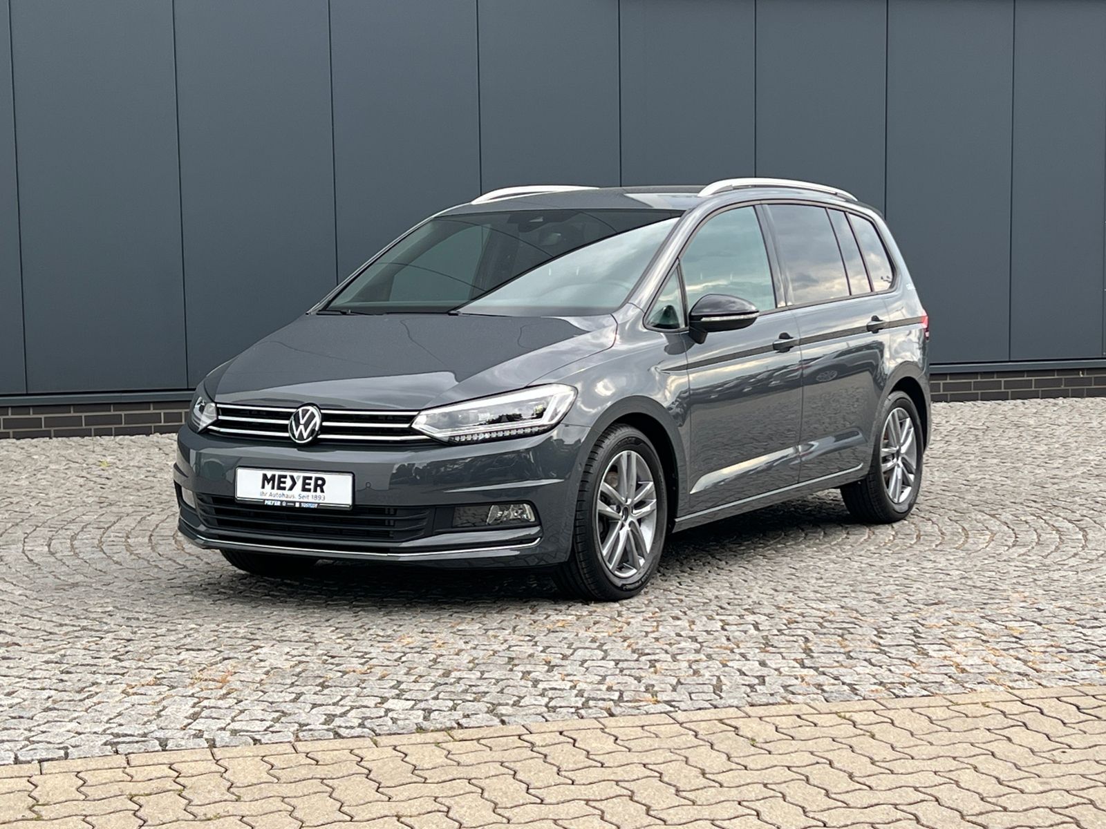 Fahrzeugabbildung Volkswagen Touran GOAL 2.0 TDI DSG *AHK, IQ.Light, ACC, Kam