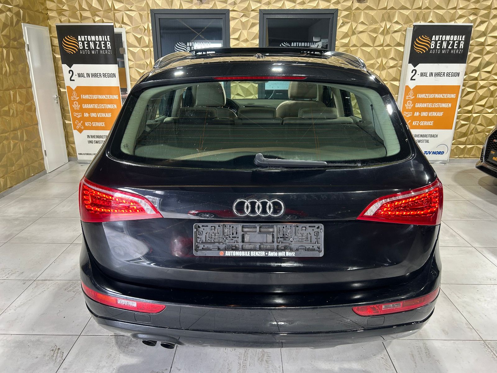 Fahrzeugabbildung Audi Q5 2.0 TDI  quattro/PANO/NAVI/AHK/SHZ/KLIMA/2.HA