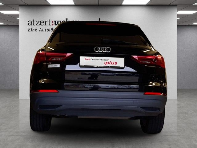 Fahrzeugabbildung Audi Q3 45TFSIe AHK Navi StdHz eleHeck Sportsitze 18"