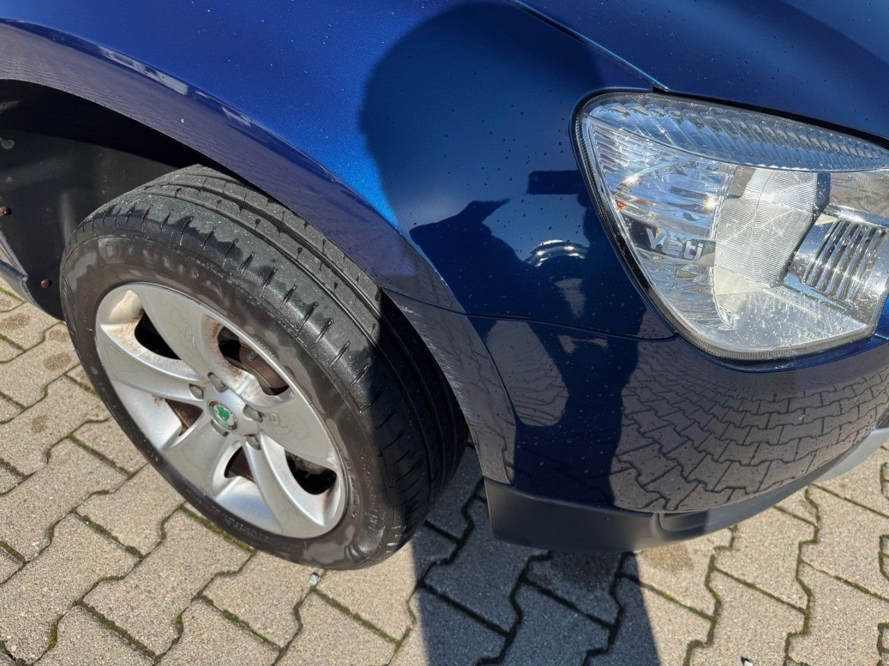 Fahrzeugabbildung SKODA Yeti Active 4x4 TDI - nur an Händler / Gewerbe