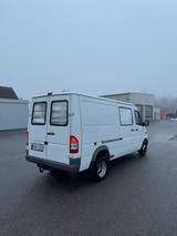Mercedes-Benz Mercedes Sprinter 413 - Mercedes-Benz Sprinter aus 2005: Van
