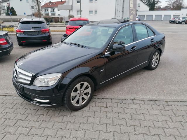 Mercedes-Benz C 180 CGI Avantg. Schiebedach Xenon  Comand AHK