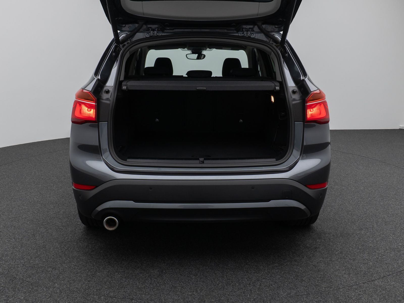 Fahrzeugabbildung BMW X1 xD25e DAB PDC Navi Lordos Geschwindigkeitsre
