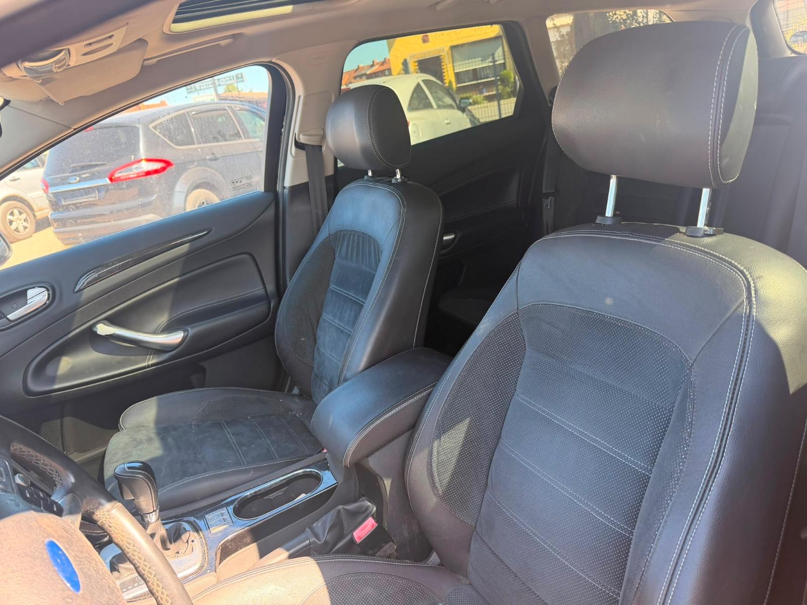 Ford Mondeo 2010 — photo 6