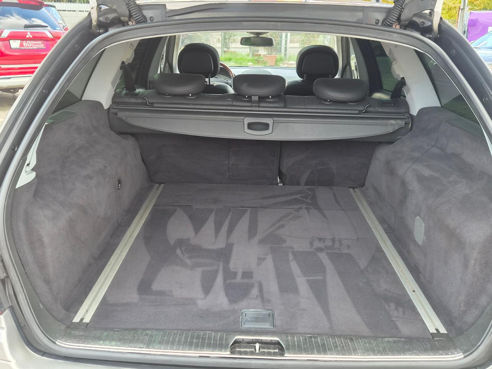 Mercedes-Benz E350 2005 — photo 26
