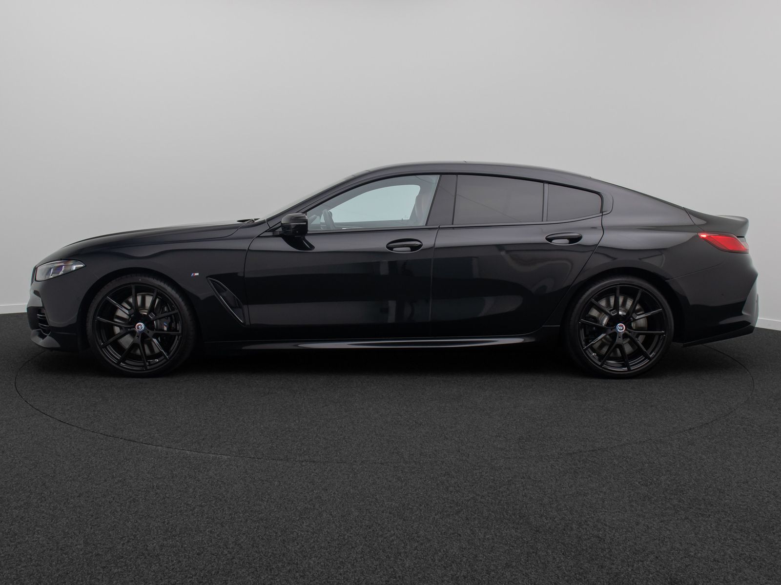 Fahrzeugabbildung BMW M850i xD Gran Coup&eacute; 360&deg; DAB Laser SoftClose 20"