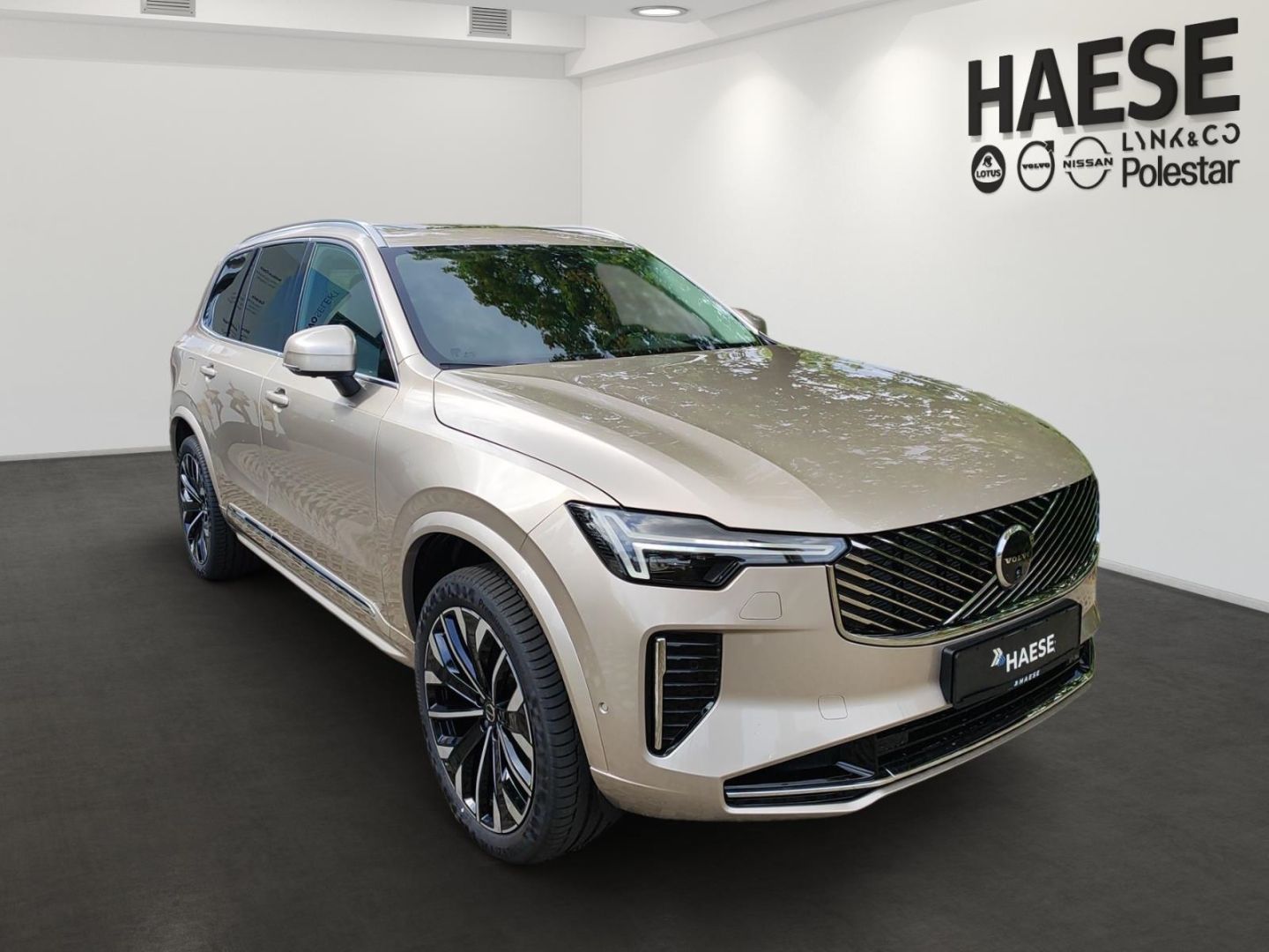 Volvo XC90 Plus Bright Recharge Plug-In Hybrid AWD 7-S imagem 3