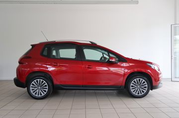 Peugeot 2008 Active Automatik Kamera Klimaautomatik
