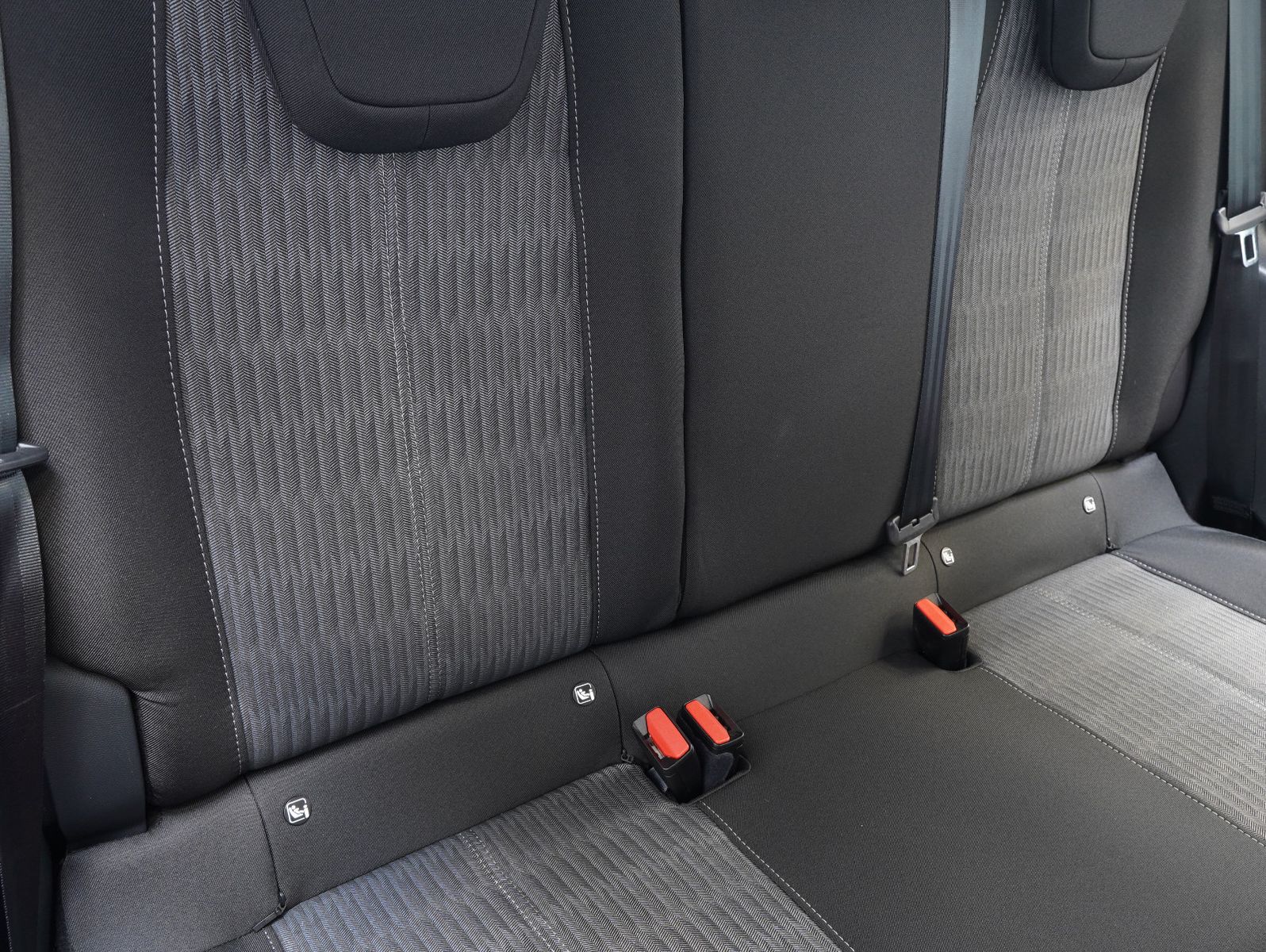 Fahrzeugabbildung Opel Corsa F e Edition 50KWH/WÄRMEPUMPE/A-AC