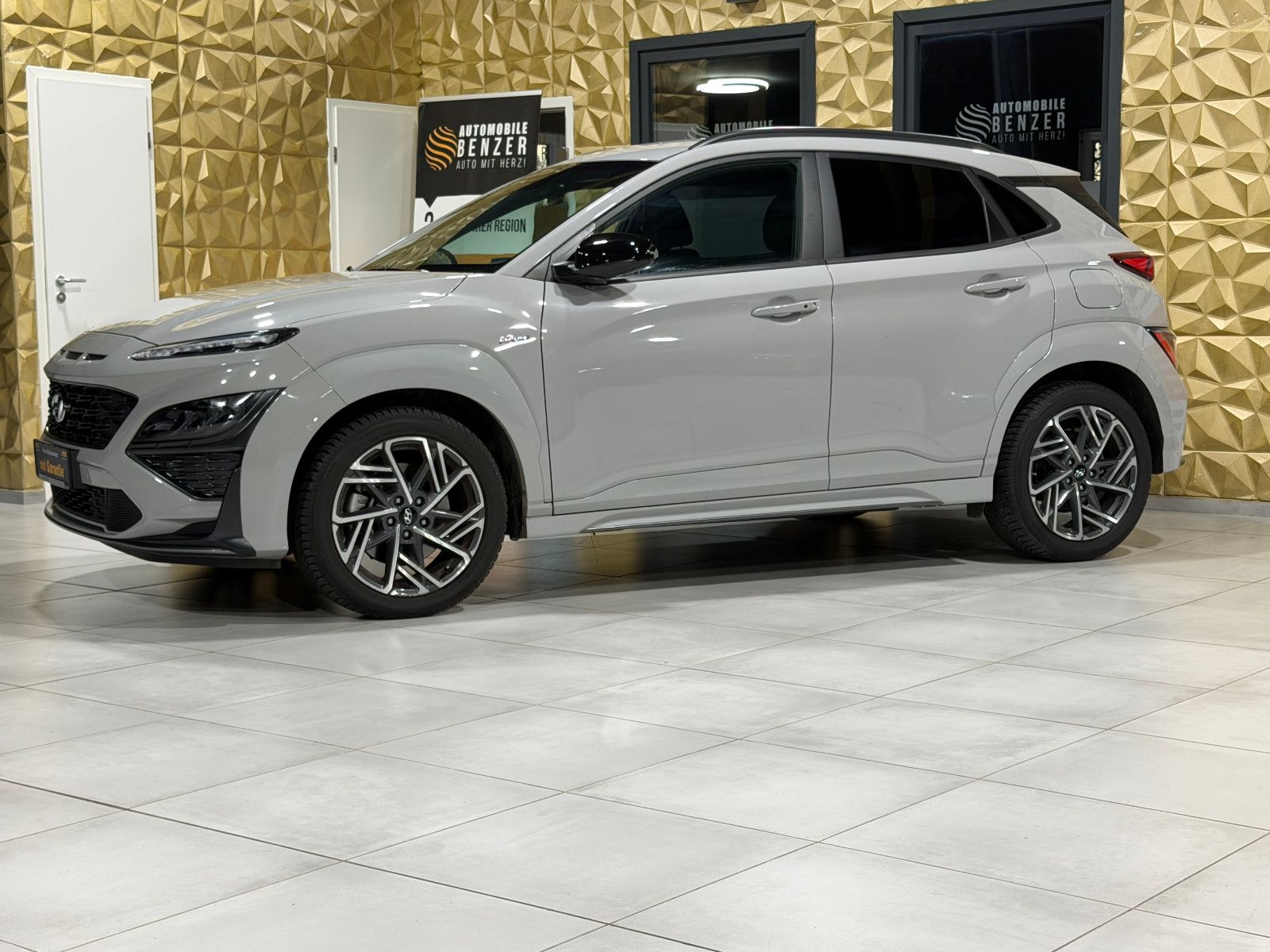 Fahrzeugabbildung Hyundai Kona N Line/AUTOMATIK/NAVI//APPLE/LED/KAMERA