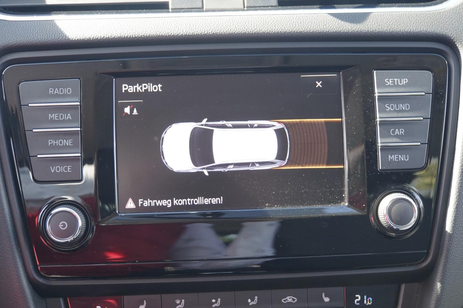 Skoda Octavia Combi 1.4 TSI DSG Klimaaut. Sitzheizung