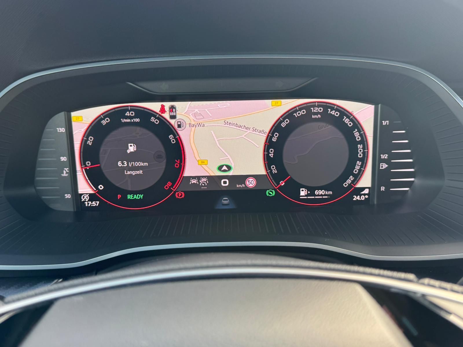 Fahrzeugabbildung SKODA Octavia 1.5 DSG Sportline PANO*MATRIX*AHK*5J.GAR
