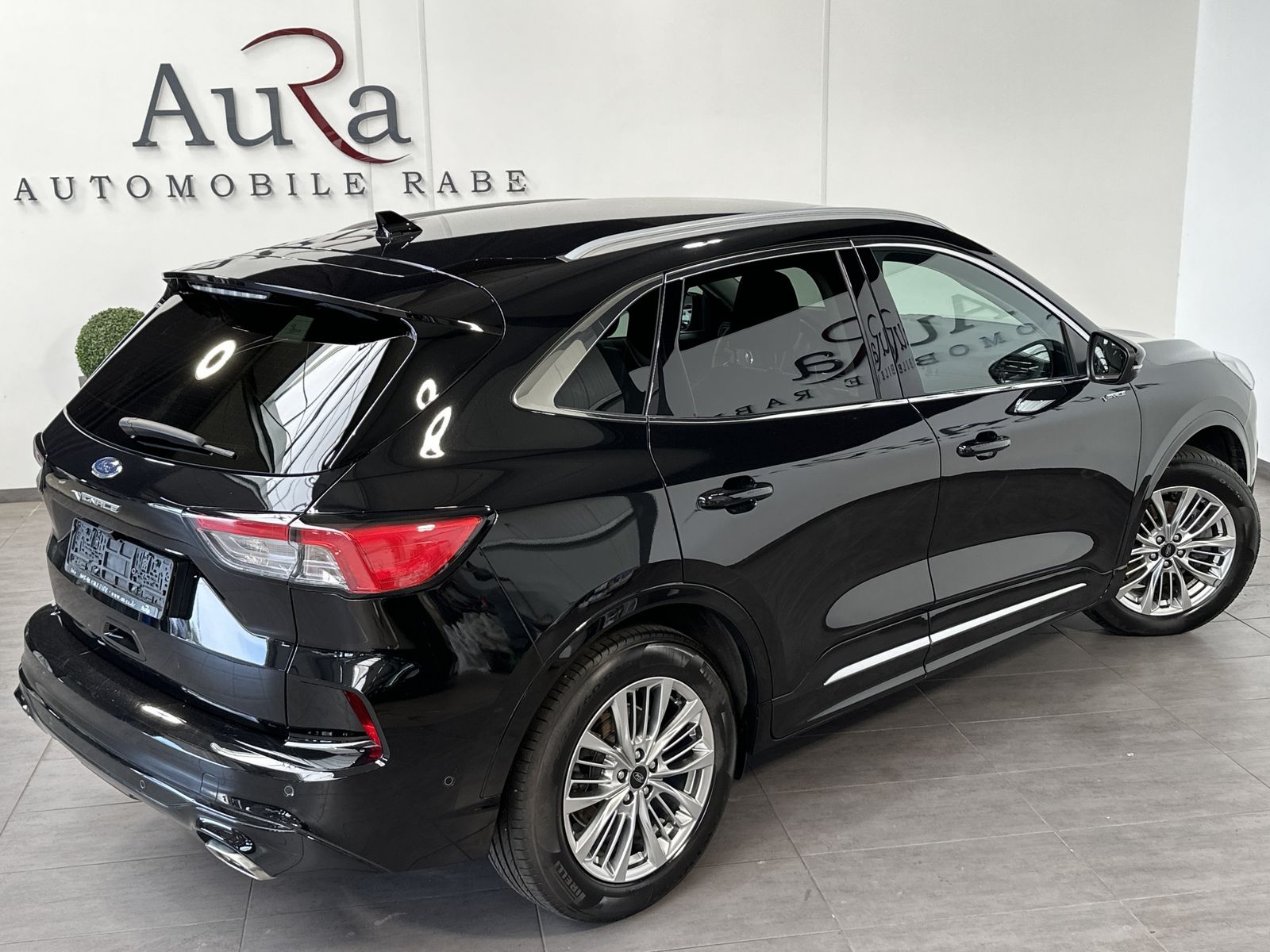 Fahrzeugabbildung Ford Kuga 2.5 Plug-In Hybrid Vignale NAV+LED+AHK+KAM
