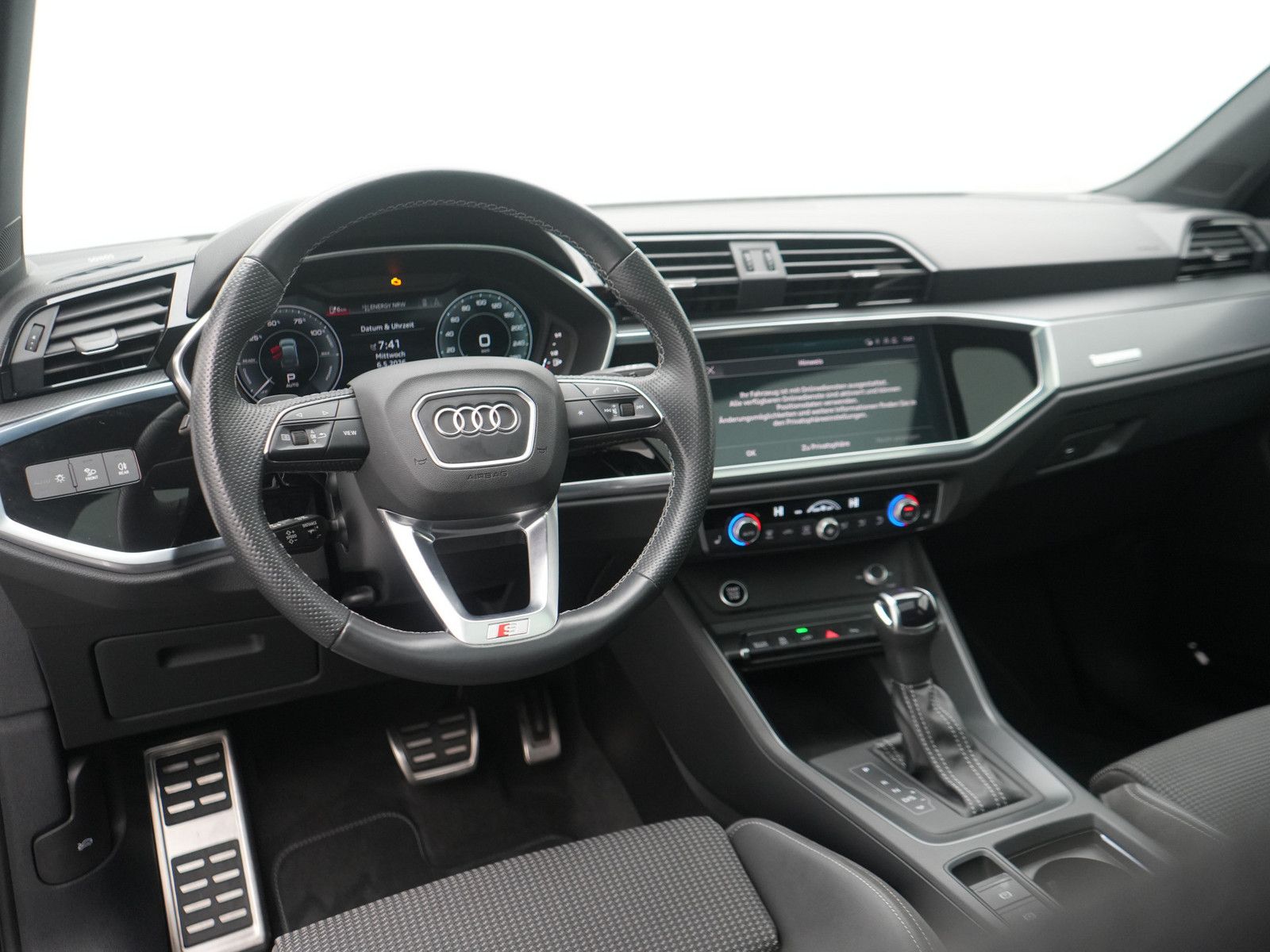 Audi Q3 Sportback 45 e S line S-TRON PANO MATRIX ACC foto 8