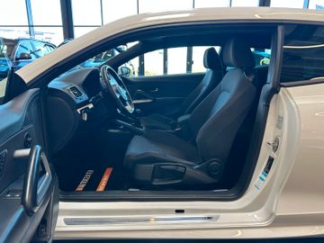 Volkswagen Scirocco 1.4 TSI *BiXenon*Navi*Sitzh*PDC*