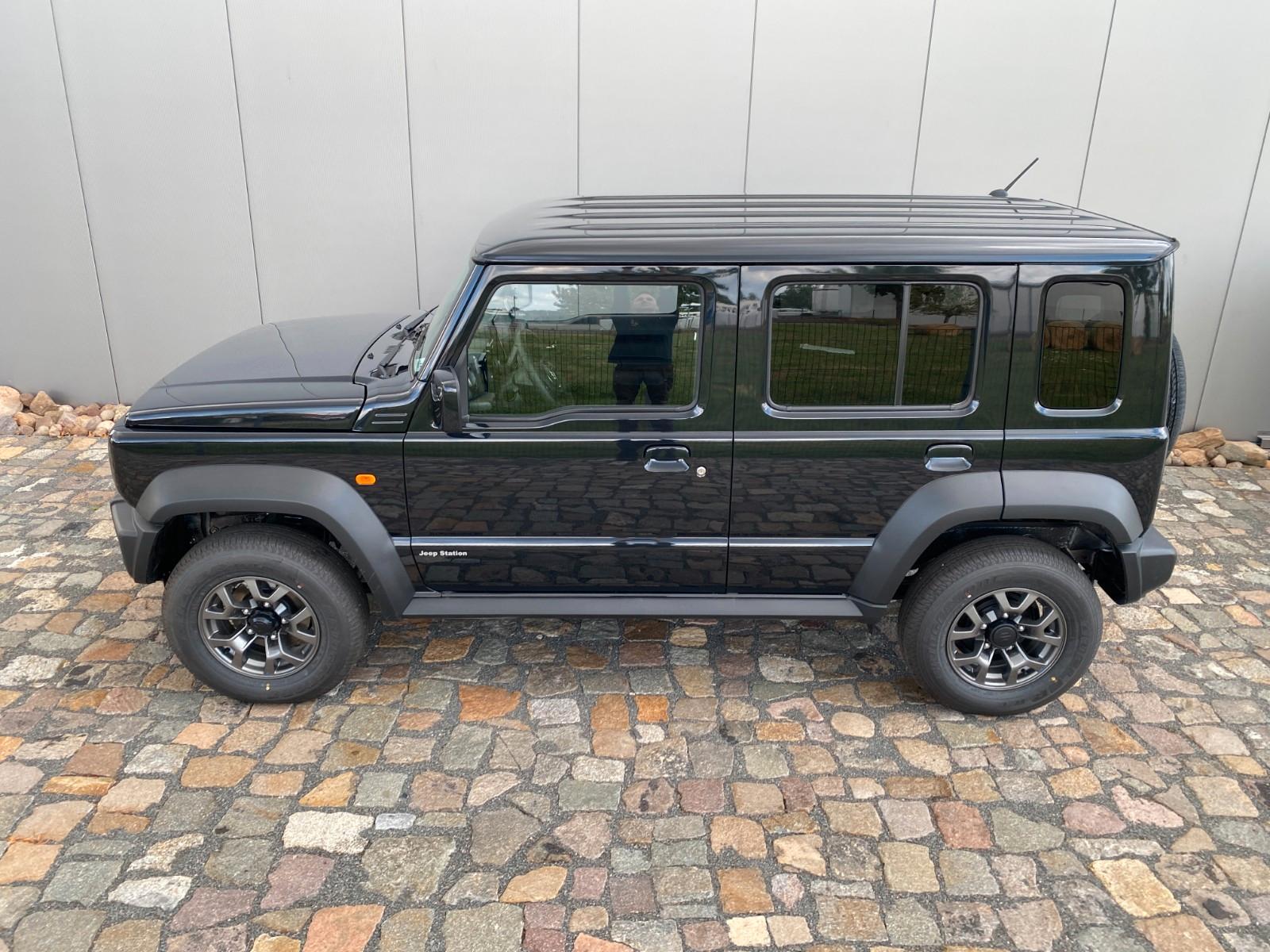 Suzuki JIMNY AUTM. GLX PKW 5 TÜRER 4 SITZE 4x4 ALLGRIP