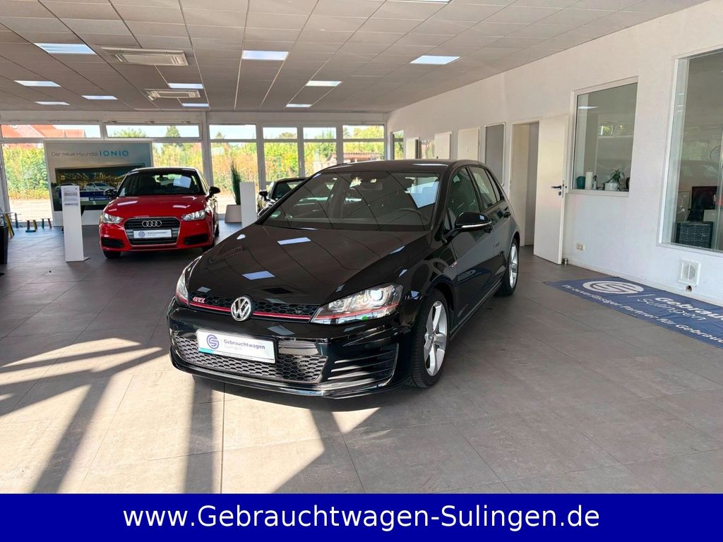 Image of Volkswagen Golf