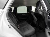 Volvo XC60 B4 Momentum Pro - Volvo XC60 Momentum mit Benzin-Antrieb