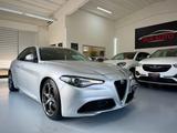 Alfa Romeo Giulia 2.2 Turbodiesel 150 CV AT8 Sup - silberne Alfa Romeo Giulia