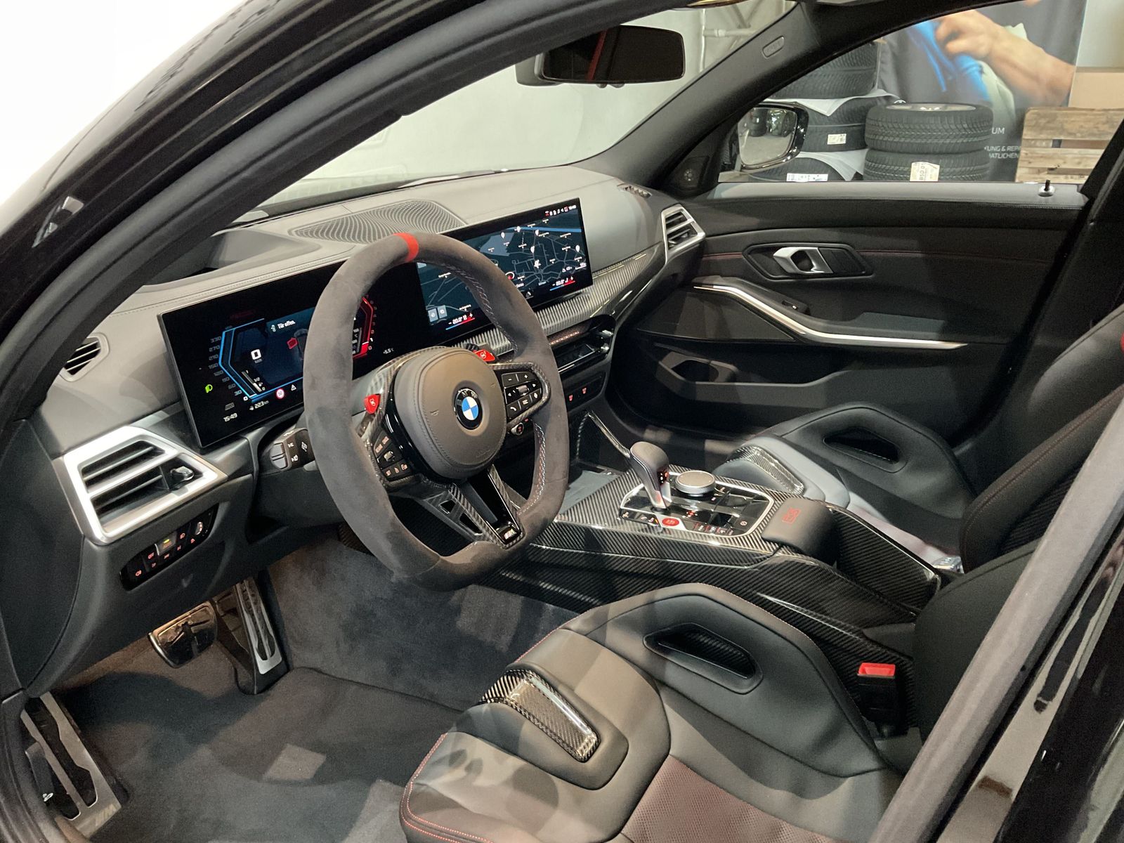 Fahrzeugeinzelansicht 11 Fahrzeugabbildung BMW M3 CS Sondermodell M Drivers P. HK HiFi DAB