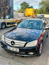 Mercedes-Benz mercedes w204 320cdi - Mercedes-Benz 320 aus 2008