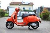 Vespa GTS 300 HPE Orange (Arancio Impulsivo) - VESPA GTS 300 HPE