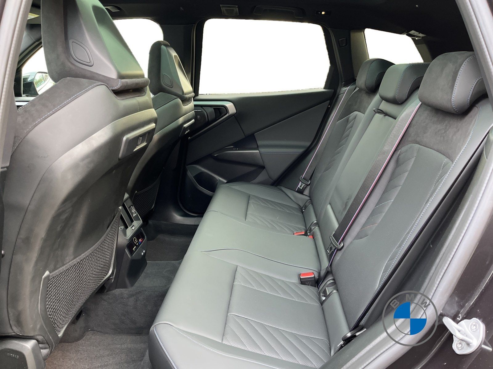 BMW X3 M50 - Bild 15