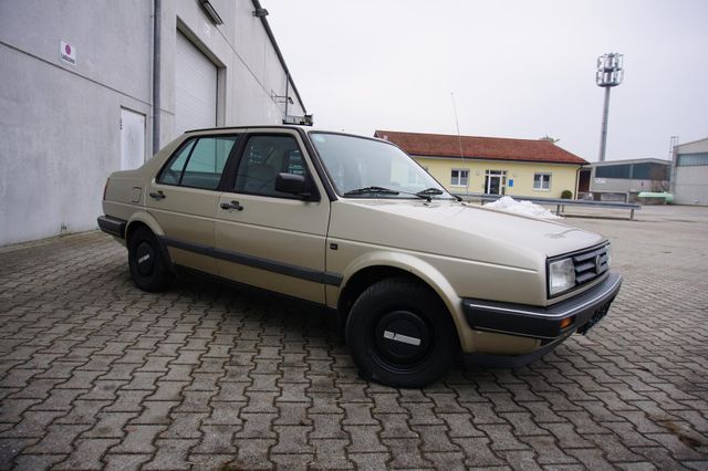 Volkswagen Jetta AHK Radio Oldtimer H-Kennzeichen