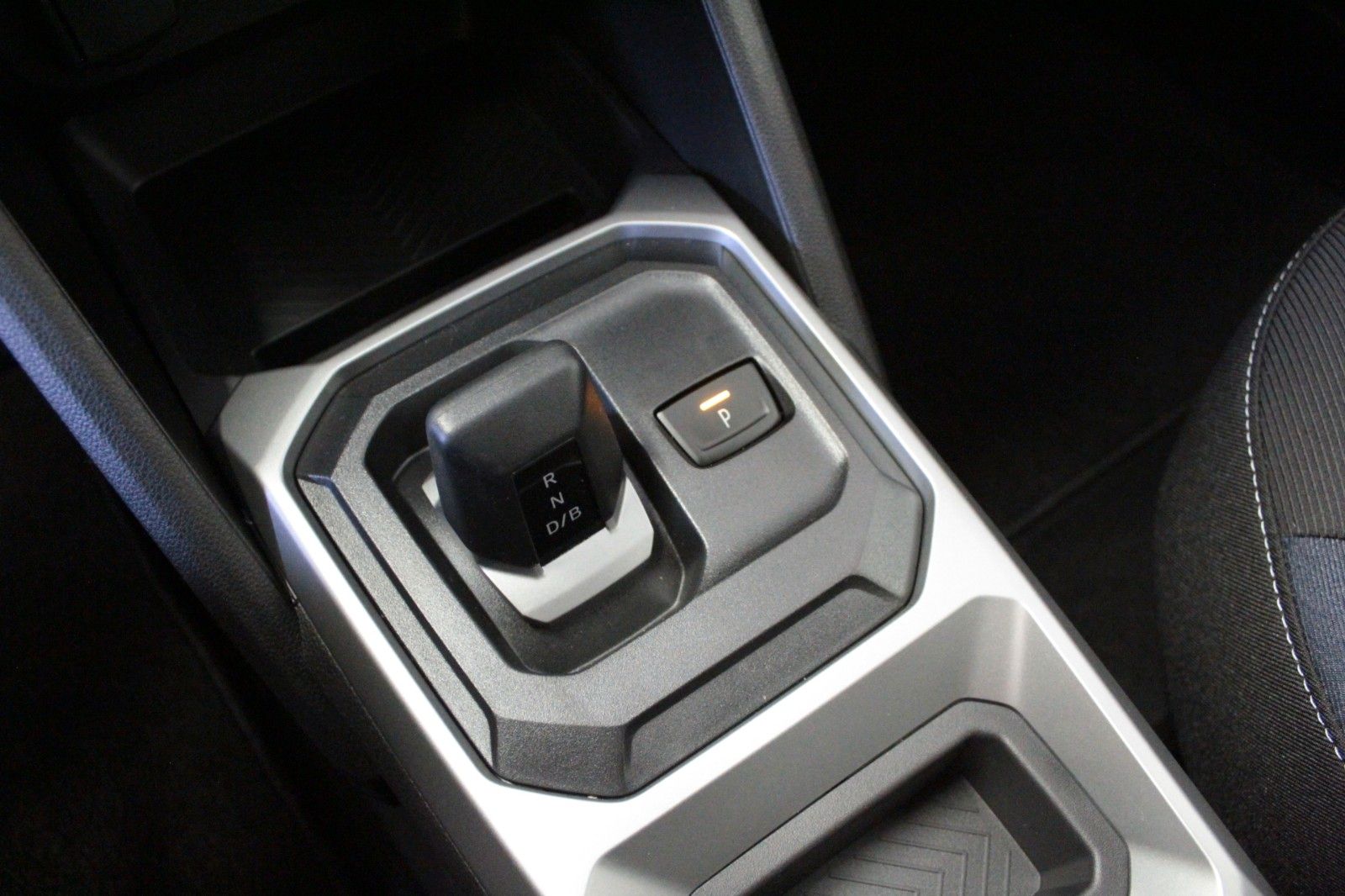 Fahrzeugabbildung Dacia Bigster hybrid 155 Expression*Winter-Plus-Paket*
