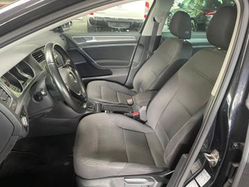 Volkswagen Golf - 9