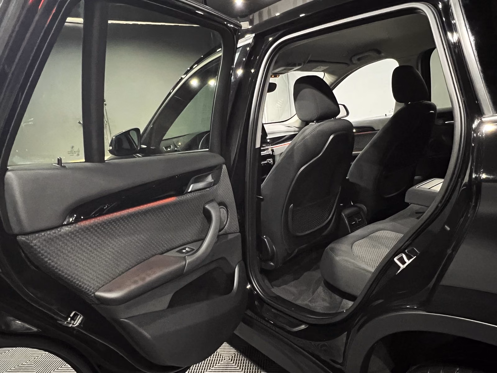 BMW X1 sDrive 20 d Advantage AUTOM 5*JAHRE*GARANTIE, миниатюра 11