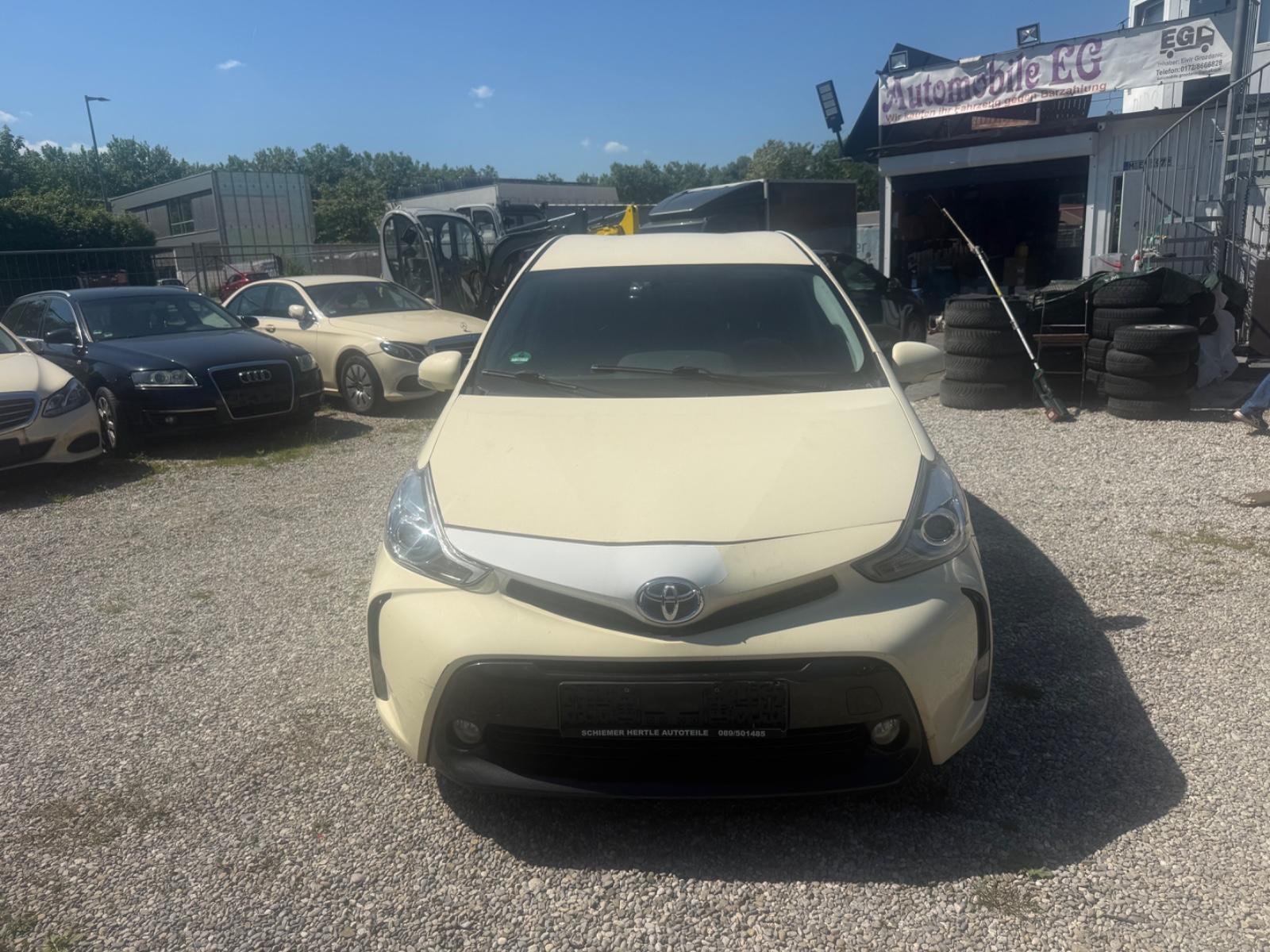 Toyota Prius + Comfort