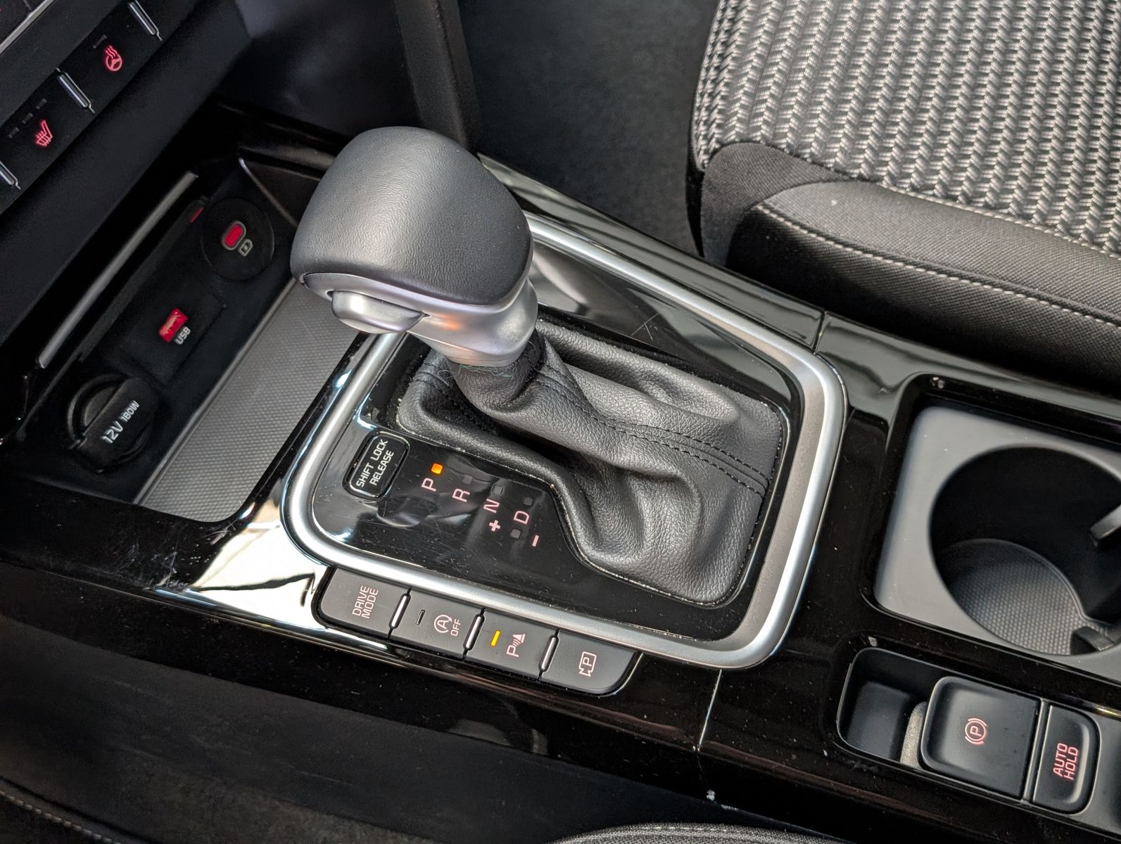 Fahrzeugabbildung Kia cee'd Sportswagon 1.5 DCT Ultimate LED CAM ACC