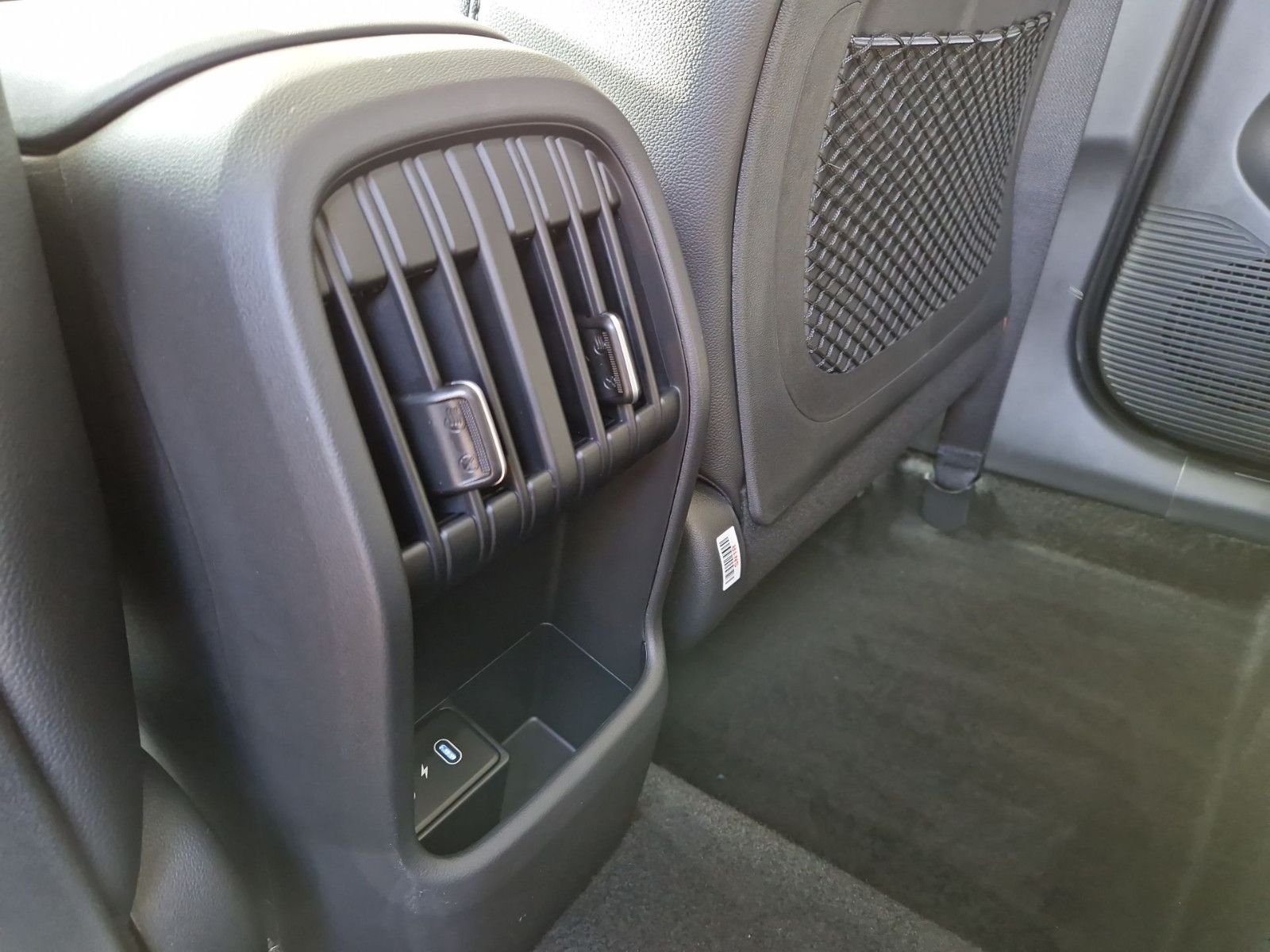 Fahrzeugabbildung Hyundai KONA SX2 1.6 T-GDI DCT 2WD PRIME SitzP. 360°