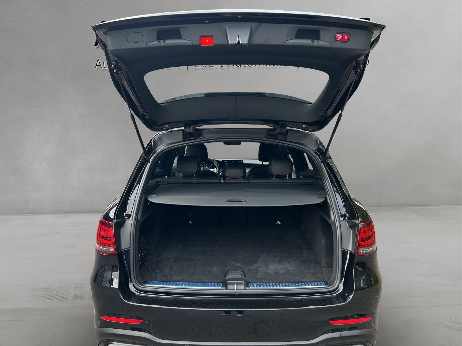 Fahrzeugabbildung Mercedes-Benz GLC 43 AMG Pano DISTRO Memo MLED digiTacho Burme